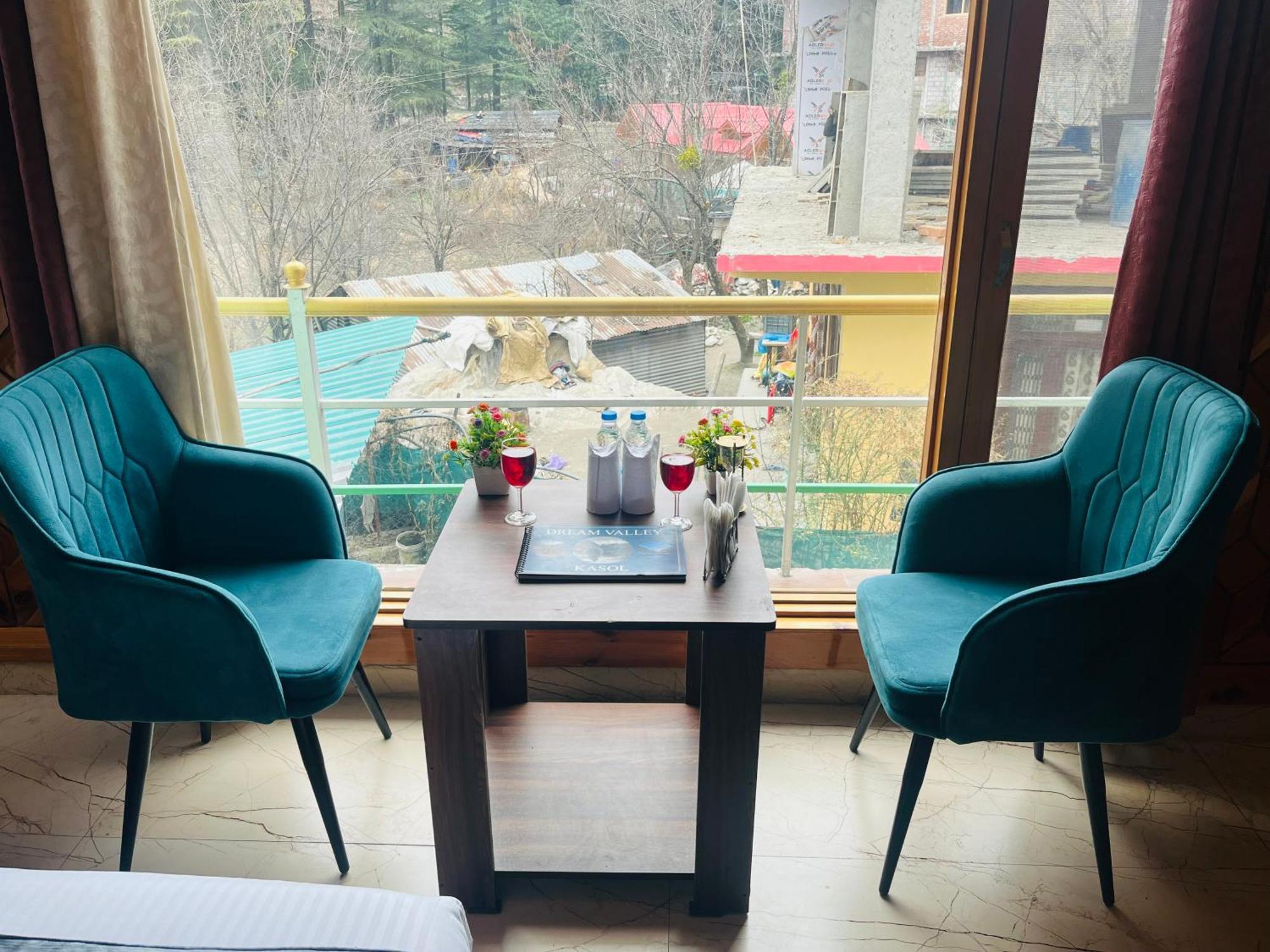 Hotel Pablo Escobar Kasol Dış mekan fotoğraf