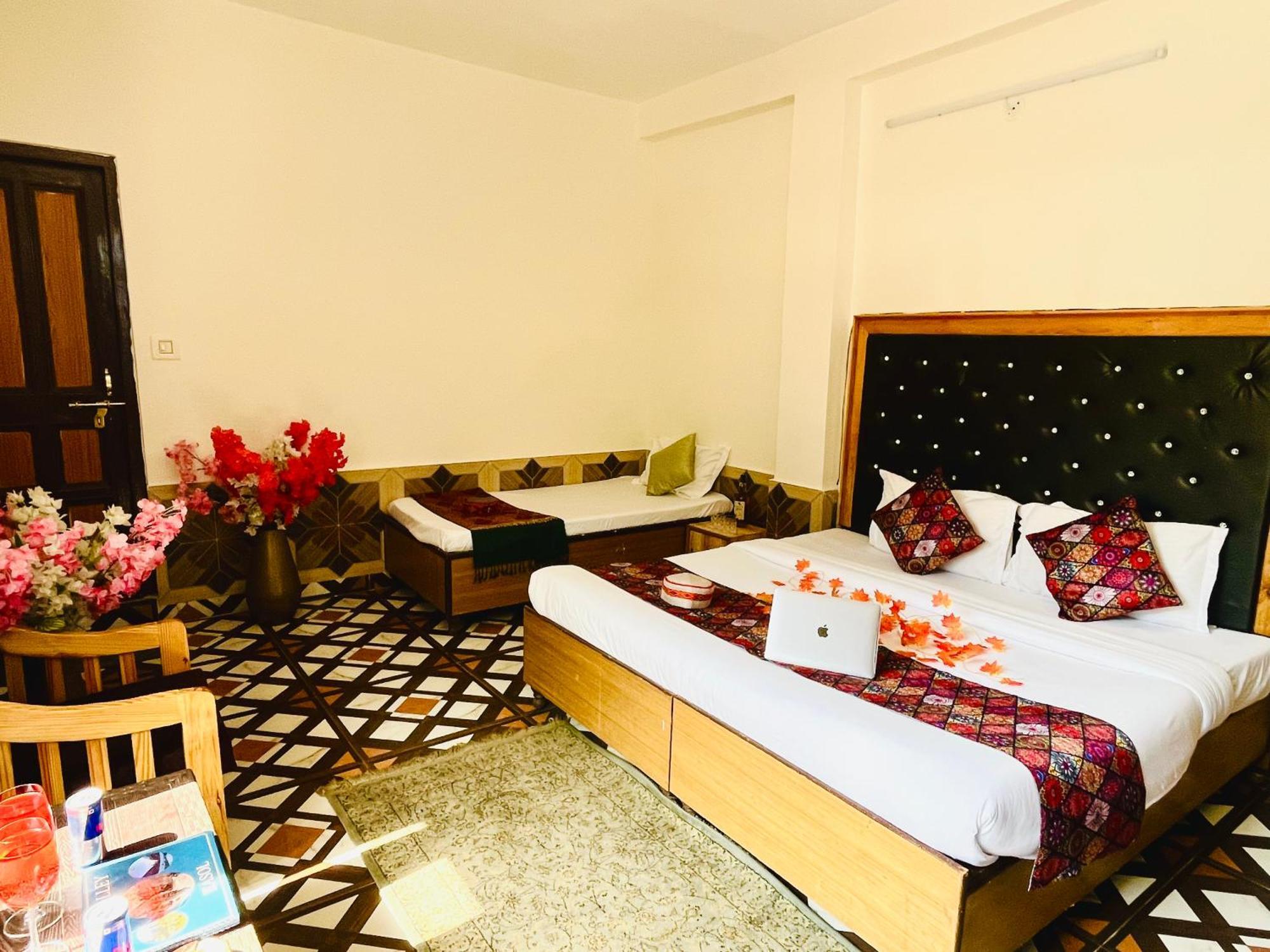 Hotel Pablo Escobar Kasol Dış mekan fotoğraf