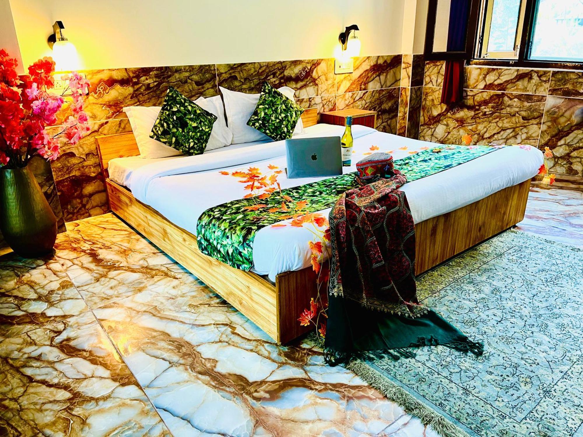 Hotel Pablo Escobar Kasol Dış mekan fotoğraf