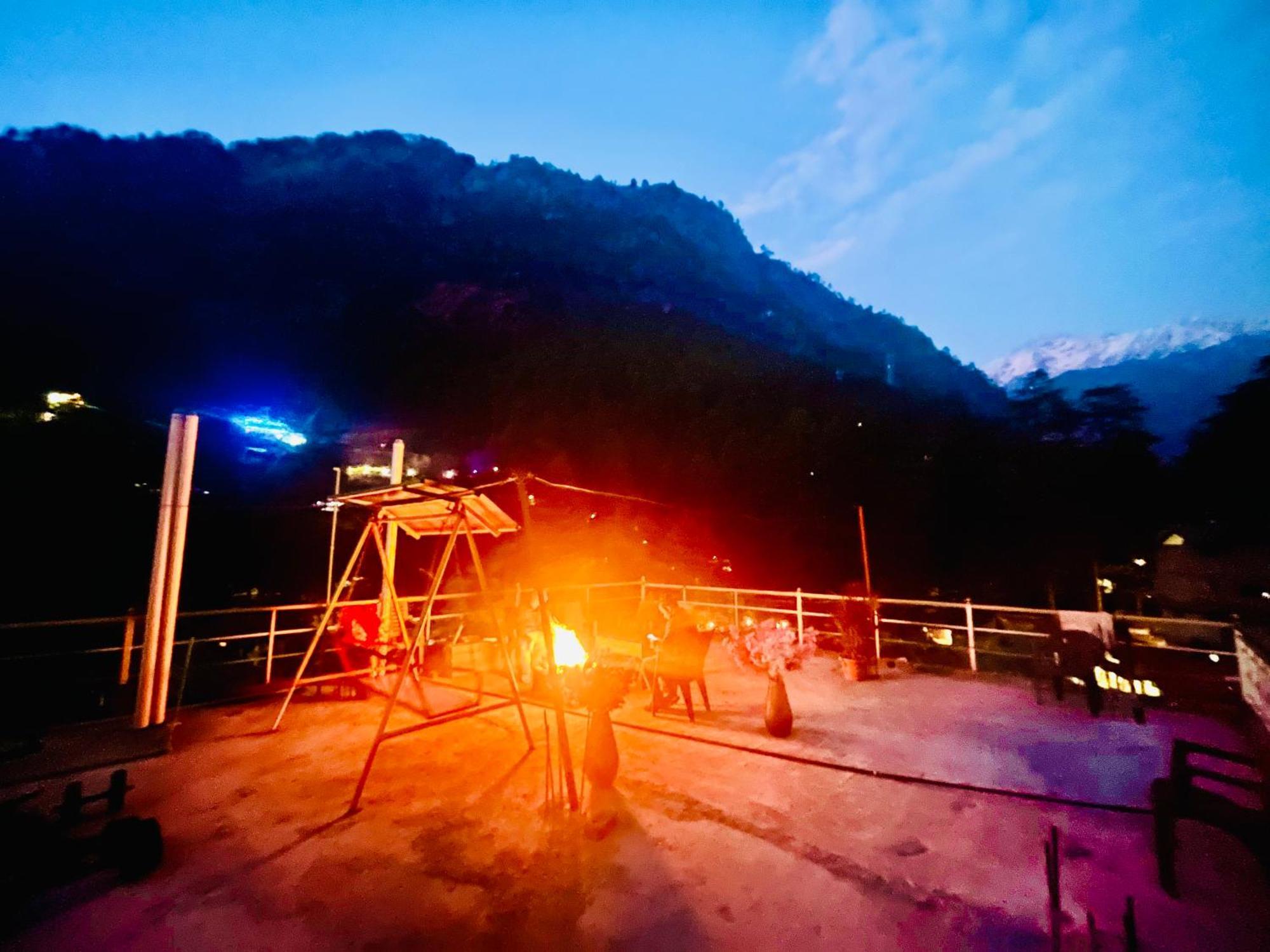 Hotel Pablo Escobar Kasol Dış mekan fotoğraf