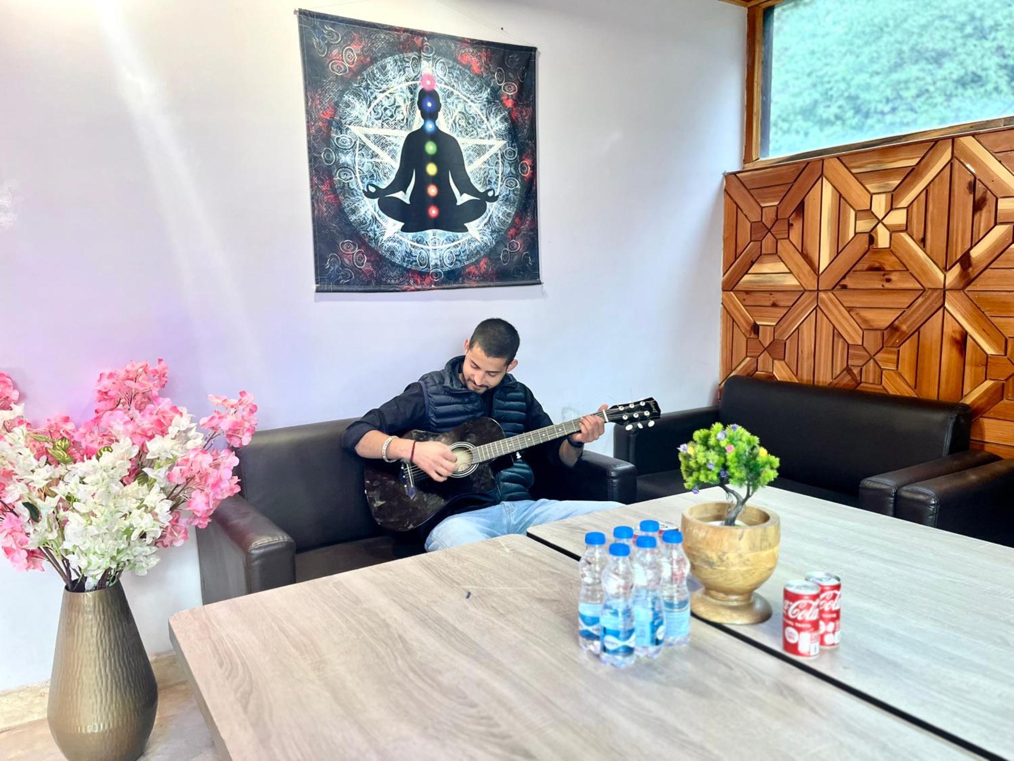 Hotel Pablo Escobar Kasol Dış mekan fotoğraf